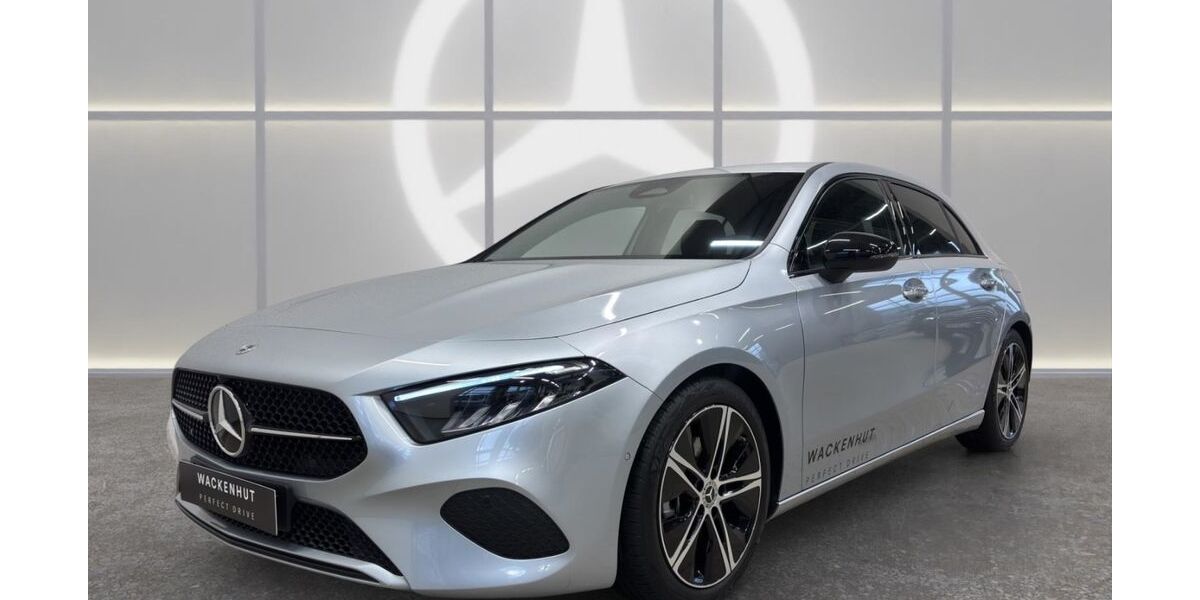 Mercedes-Benz A 200 9.900 km 36.900 &euro; Baden-Baden 76532