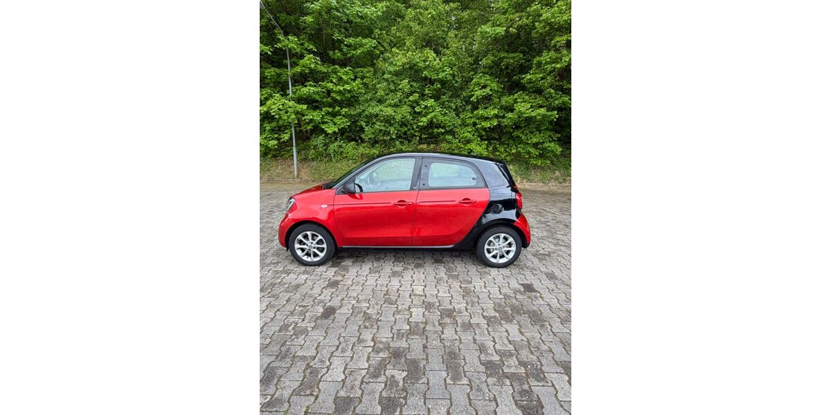 Smart ForFour 85.000 km 8.150 &euro; Ettlingen 76275