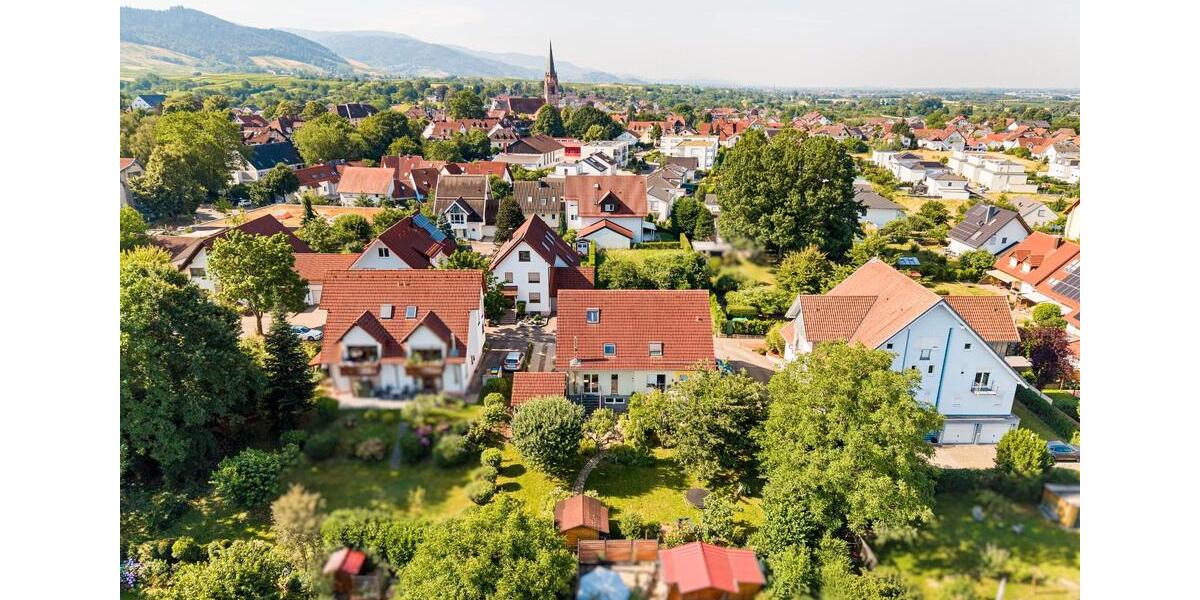 Doppelhaushälfte Baden-Baden Lichtental - 6 Zimmer, 160 m&sup2;, 550.000&euro; | Angebot:27097350