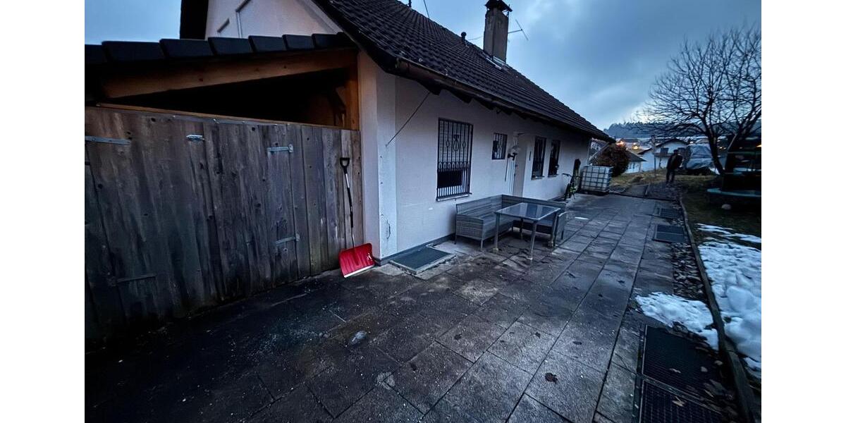 Etagenwohnung Seewald - 4 Zimmer, 98 m&sup2;, 900&euro; | Angebot:25639524