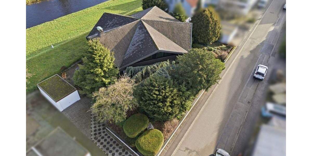 Einfamilienhaus Kuppenheim - 8 Zimmer, 216 m&sup2;, 749.000&euro; | Angebot:25728710