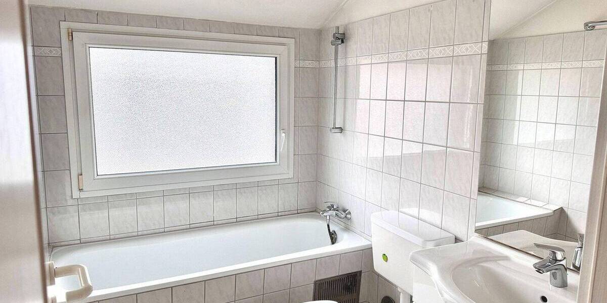 Mehrfamilienhaus, Wohnhaus Baden-Baden Oberbeuern - 8 Zimmer, 180 m&sup2;, 395.000&euro; | Angebot:26419354