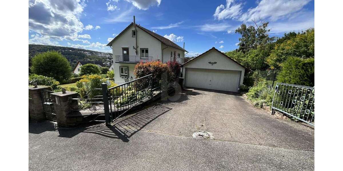 Einfamilienhaus Neuenbürg - 8 Zimmer, 246 m&sup2;, 820.000&euro; | Angebot:25920623