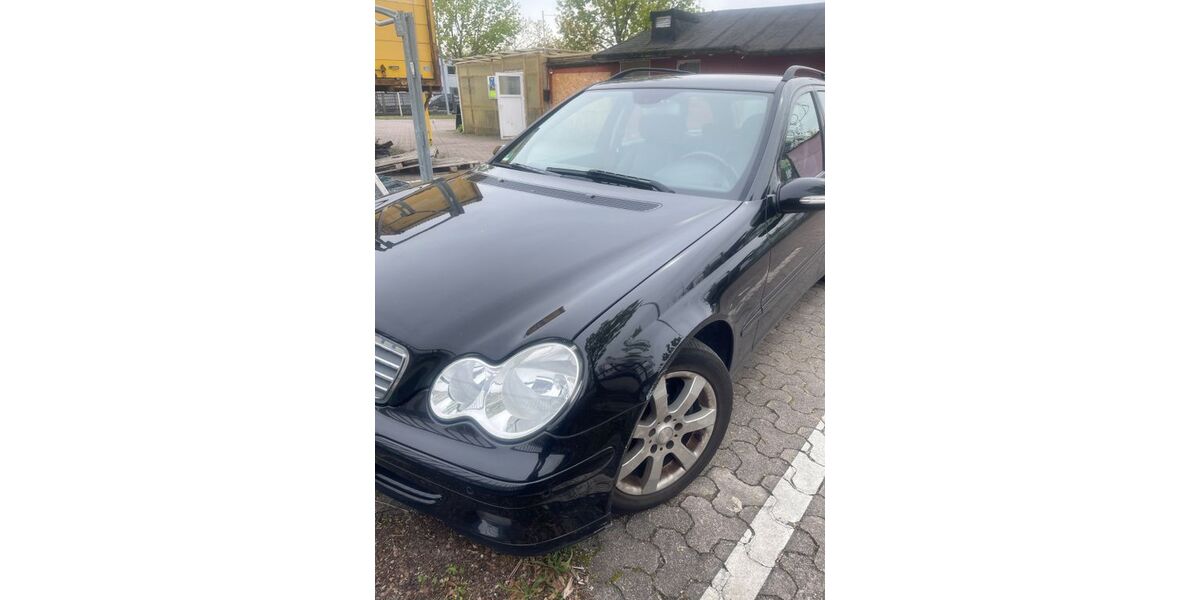 Mercedes-Benz C 180 249.000 km 1.500 &euro; Au am rhein 76474