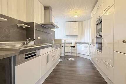 Wohnung Baden-Baden Baden - 5 Zimmer, 216 m&sup2;, 780.000&euro; | Angebot:23066095