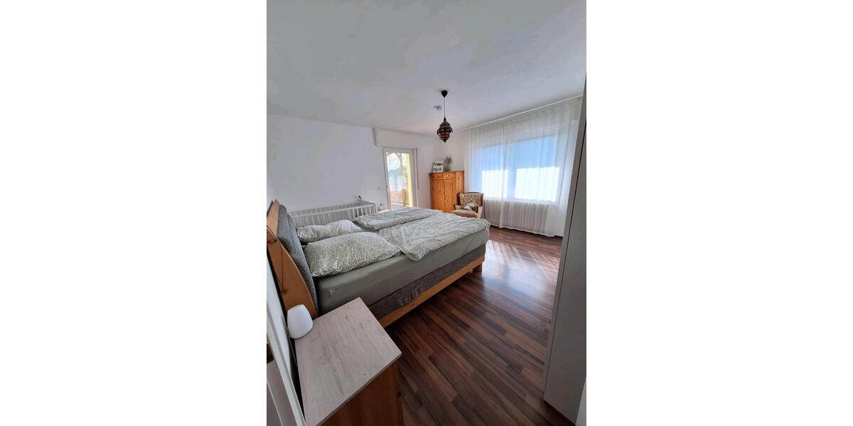 Einfamilienhaus Ötigheim - 7 Zimmer, 211 m&sup2;, 699.000&euro; | Angebot:25638900