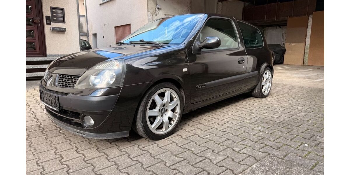 Renault Clio 159.455 km 2.499 &euro; Durmersheim 76448