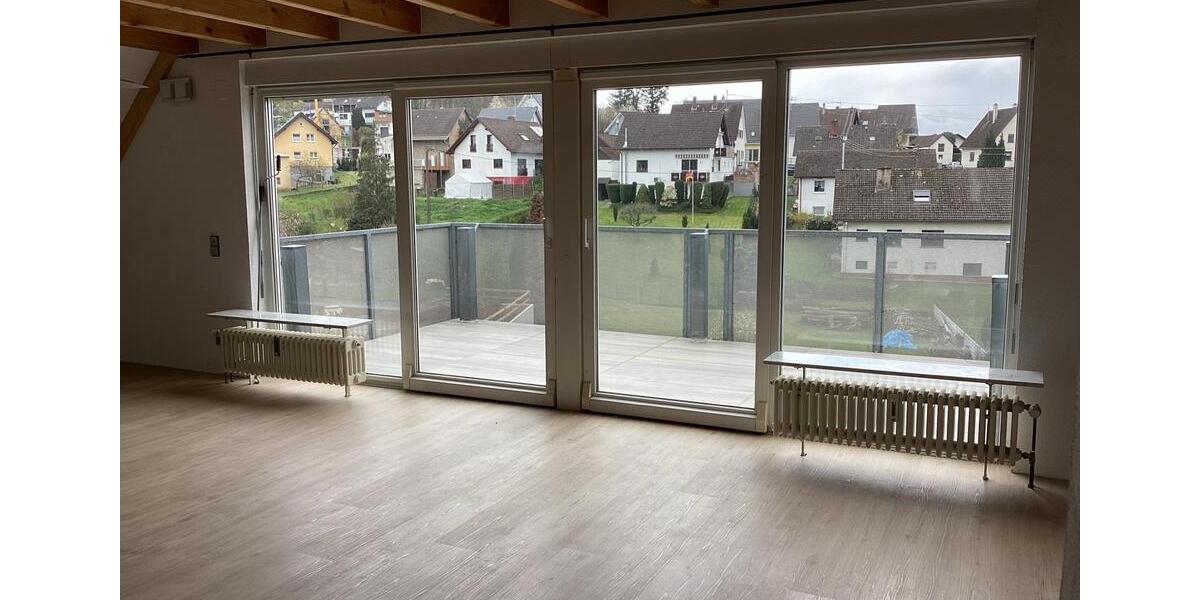 Dachgeschoßwohnung Gaggenau - 2 Zimmer, 115 m&sup2;, 1.050&euro; | Angebot:25990823