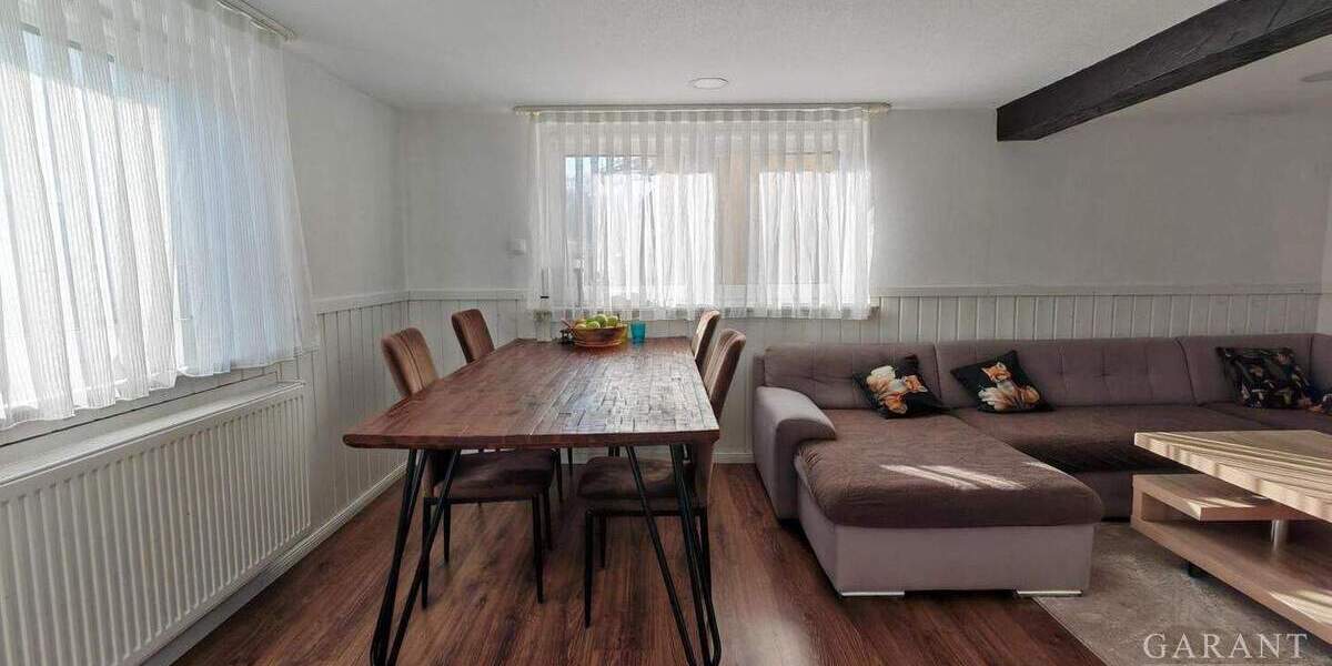 Einfamilienhaus Keltern Niebelsbach - 6 Zimmer, 180 m&sup2;, 650.000&euro; | Angebot:25707703